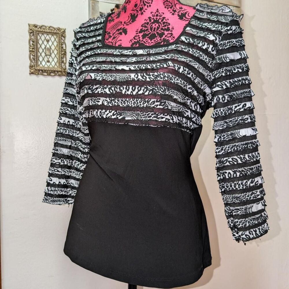 Women's Black and White ruffle Blouse
